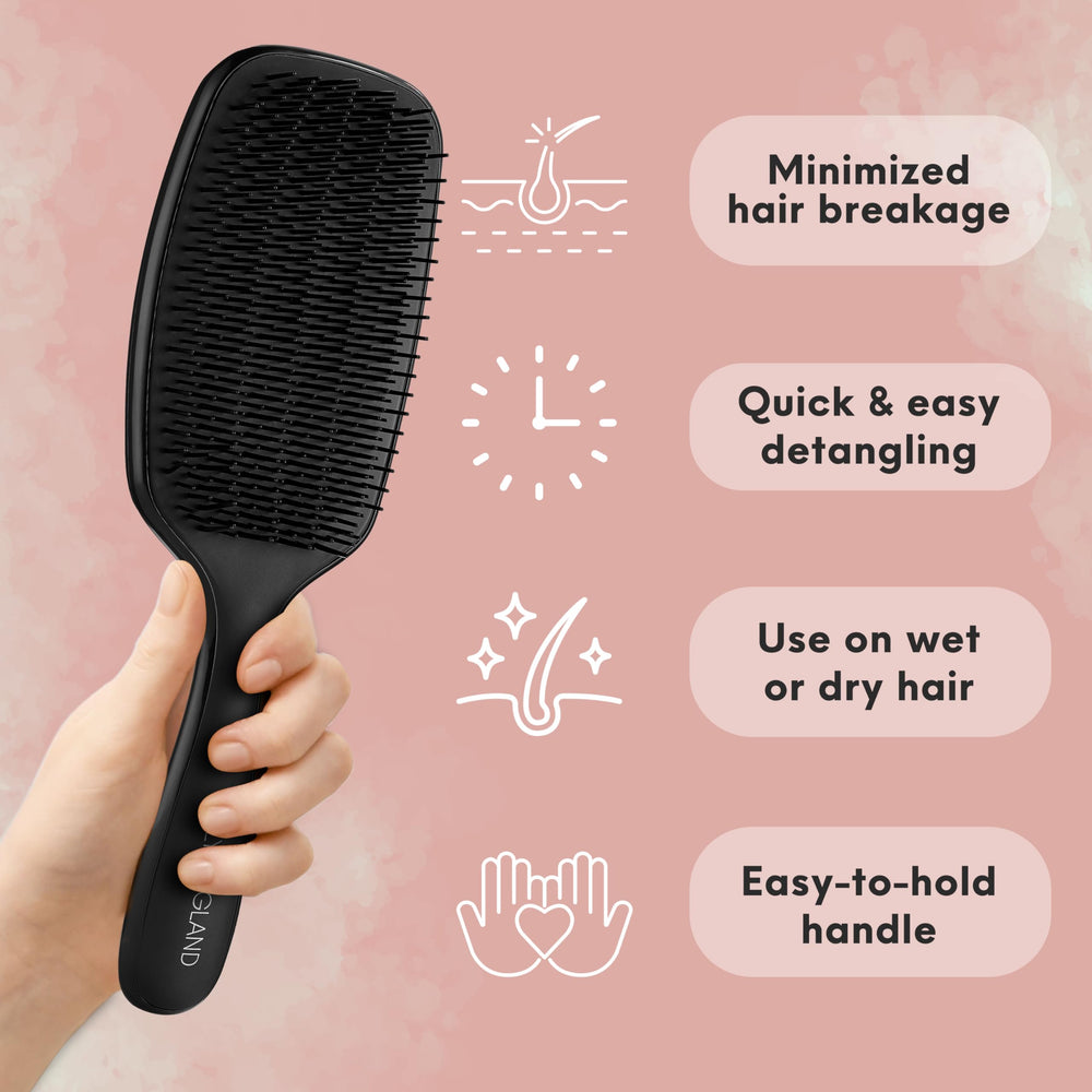 Lily England brush detangling wet curly hair, gentler strokes and less breakage