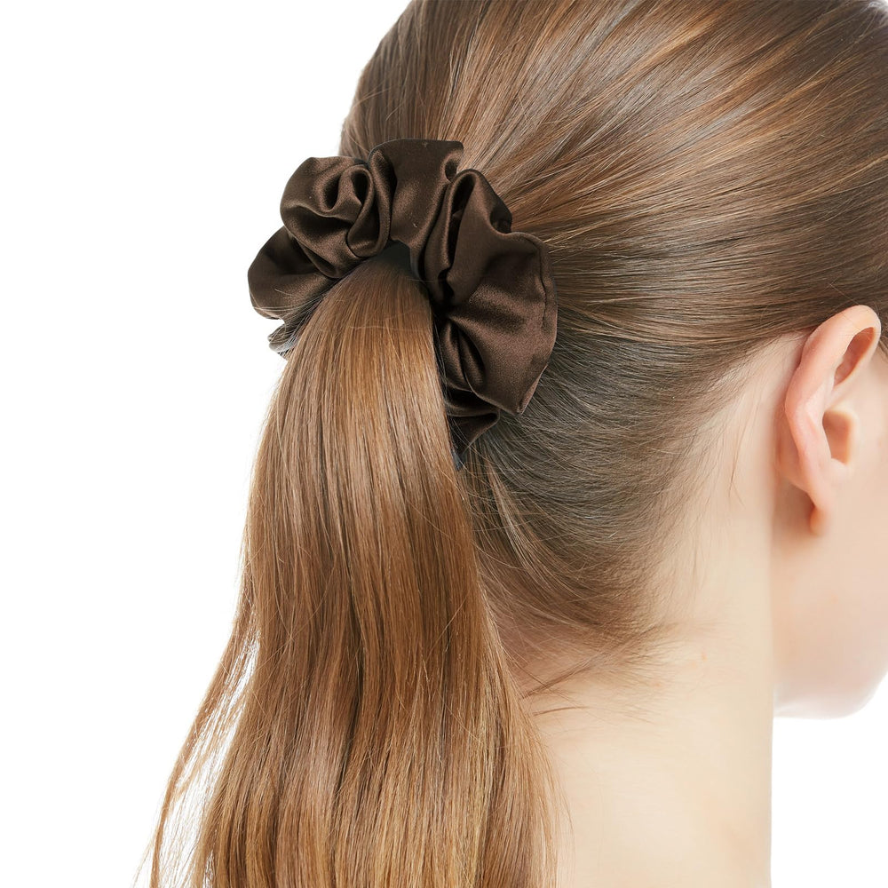 LilySilk scrunchie interior elastic core detail showing strong stretch and secure hold