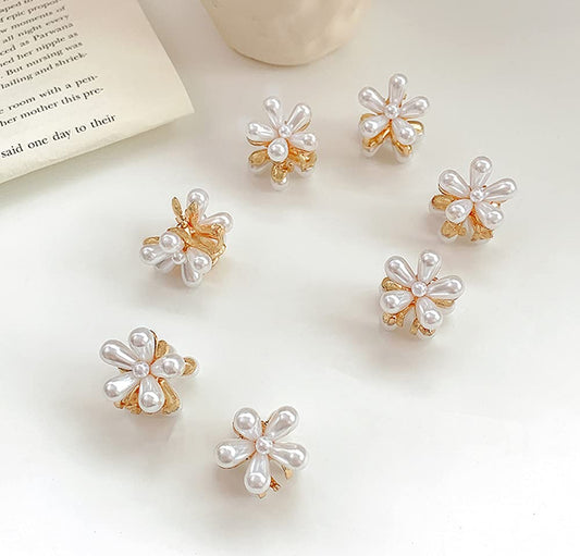LINXI close-up of pearl daisy detail highlighting decorative sparkle
