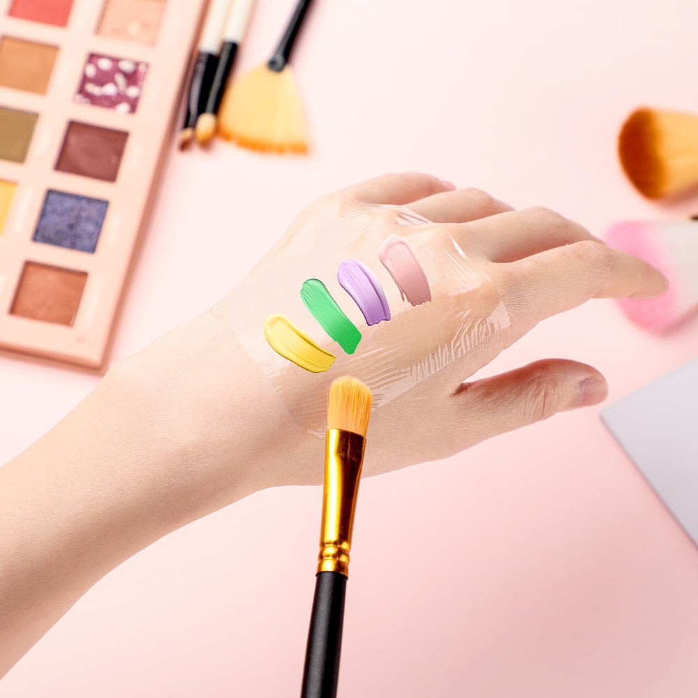 Linyuthia palette with mixed foundation showing accurate color-matching benefit