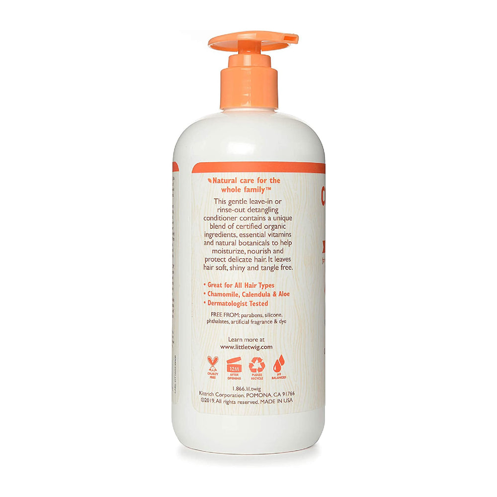 Little Twig pump top and label detail highlighting clean ingredients and safety