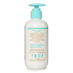 Little Twig conditioner creamy texture close-up for smooth detangling