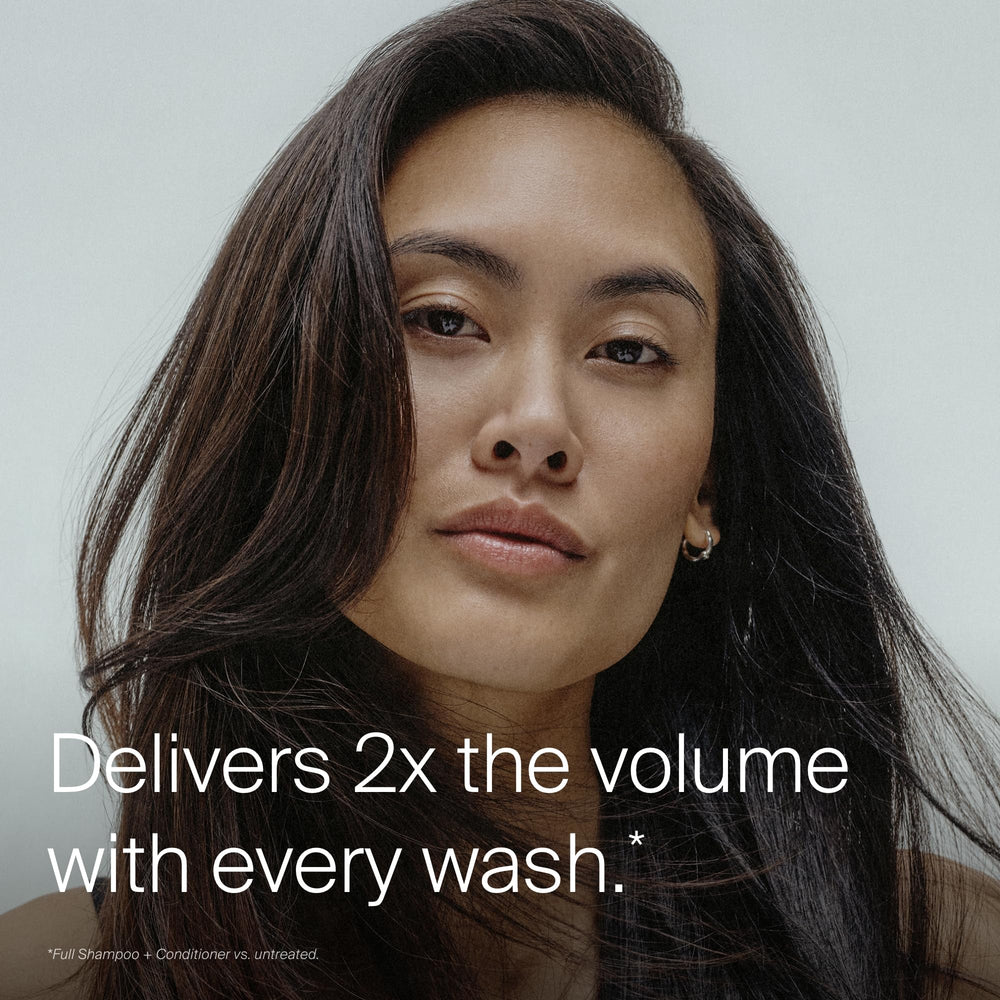 Living Proof full conditioner creamy texture close-up for smooth detangling benefits