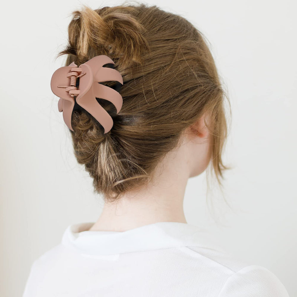 Lolalet five-color fan showing variety and styling coordination benefit
