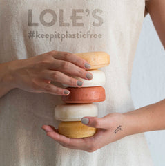 LOLE'S plastic-free packaging detail highlighting eco-friendly benefit
