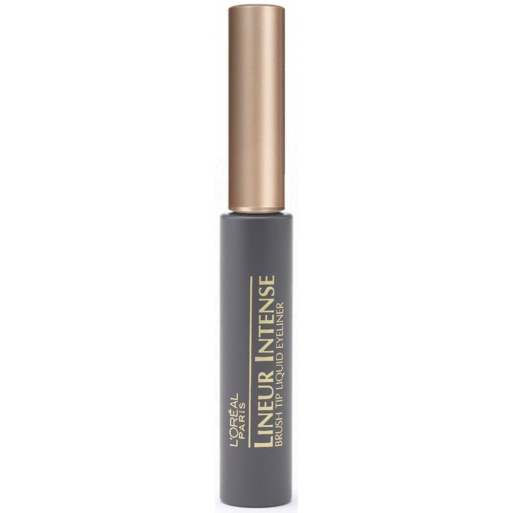 L'Oreal Paris close-up of tapered brush tip for precise application