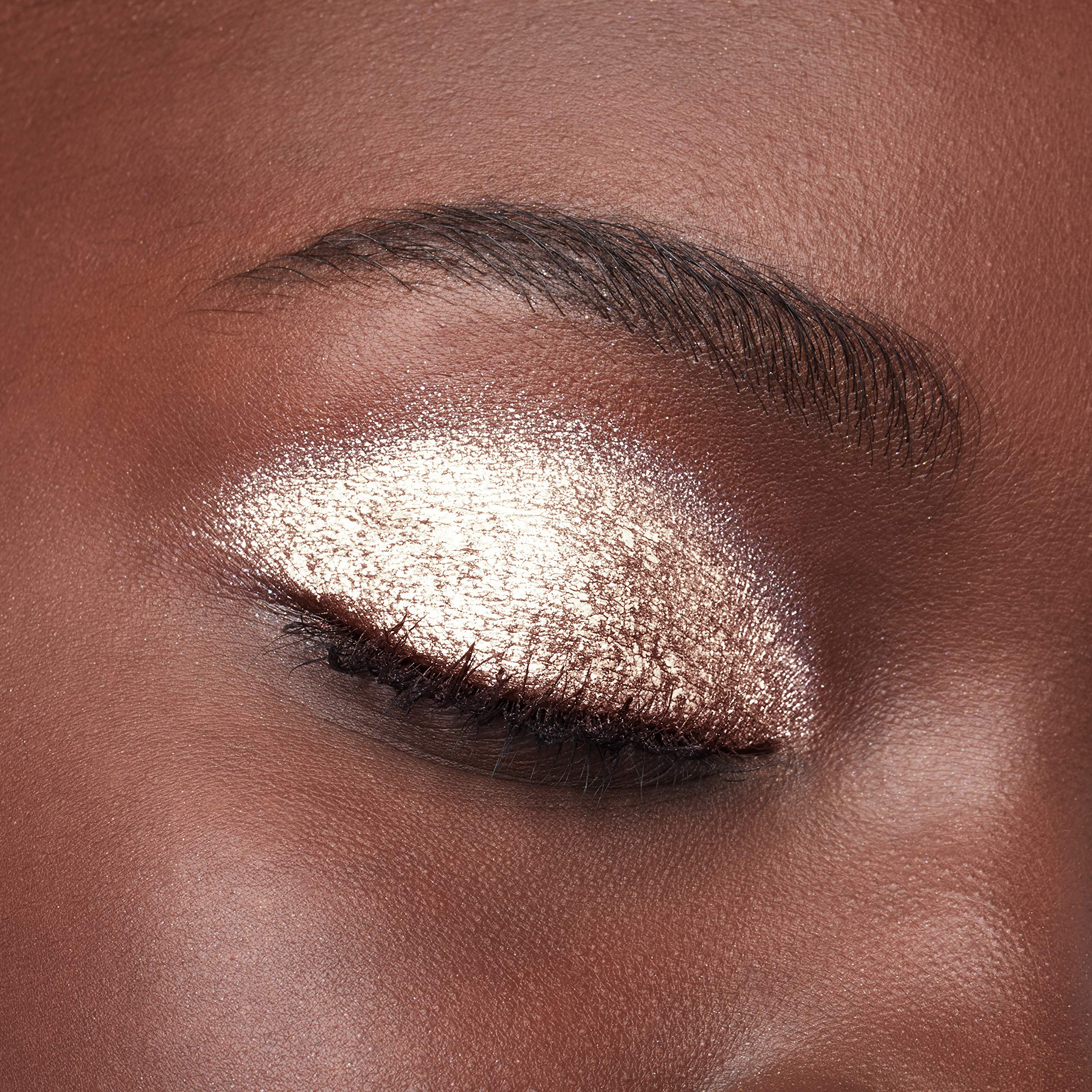 L'Oreal Paris worn in daytime natural look demonstrating subtle sheen for everyday wear