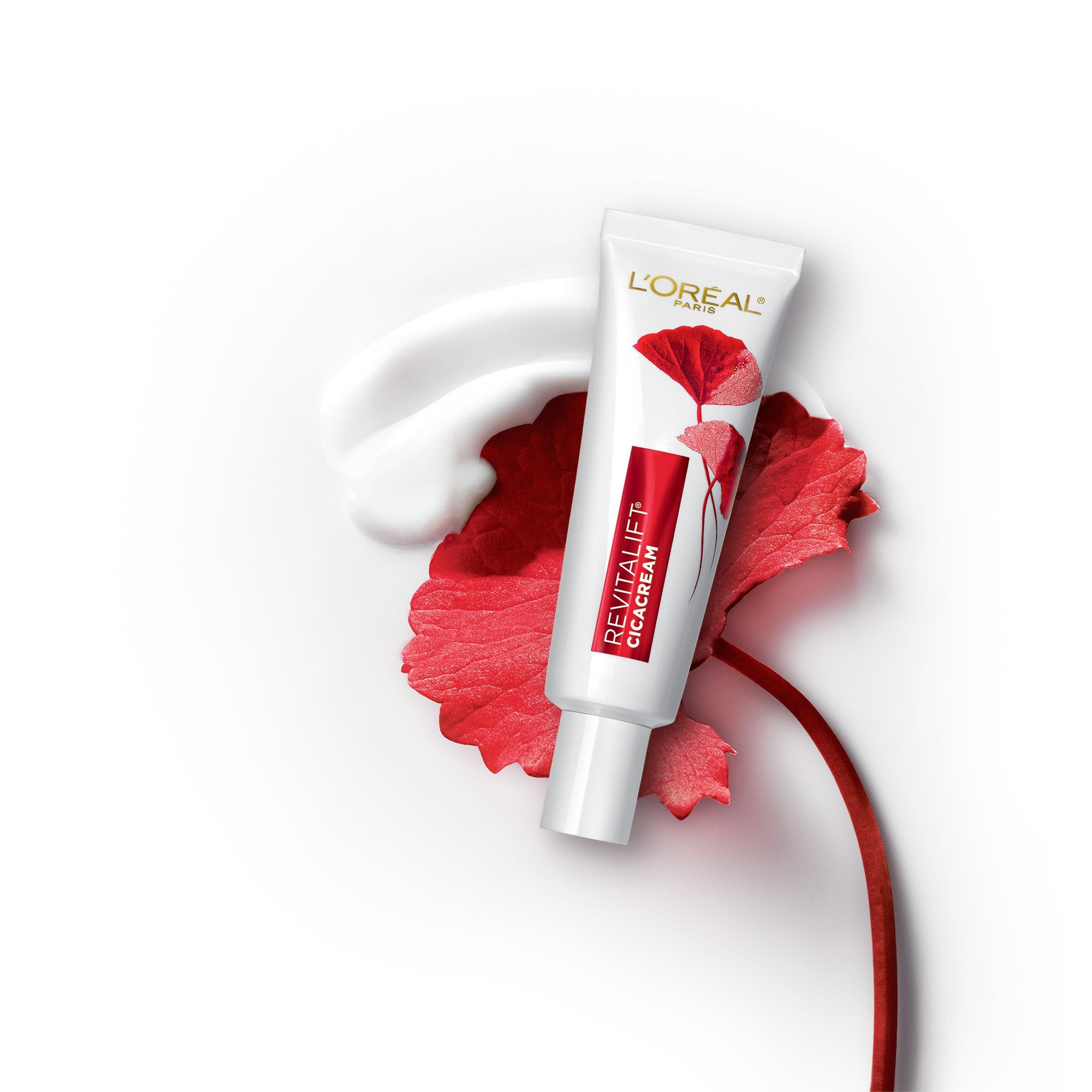 L'Oreal Paris Cicacream with centella asiatica leaf emphasizing natural soothing benefit