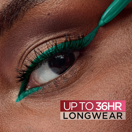 L'Oreal Paris close-up of emerald green pencil texture with smooth glide benefit