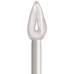 L'Oreal Paris Infallible applied on lips in lifestyle scene demonstrating smooth, precise wear