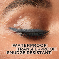 L'Oreal Paris blending tip detail showing easy smudging and fade ability