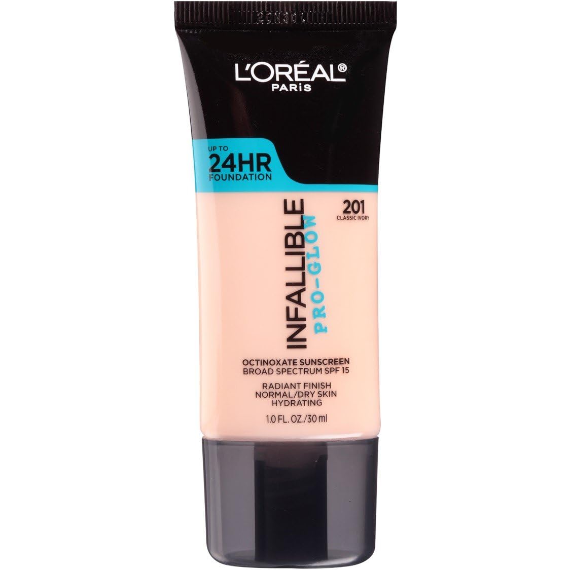 L'Oreal Paris front packaging showing shade Classic Ivory and longwear benefit