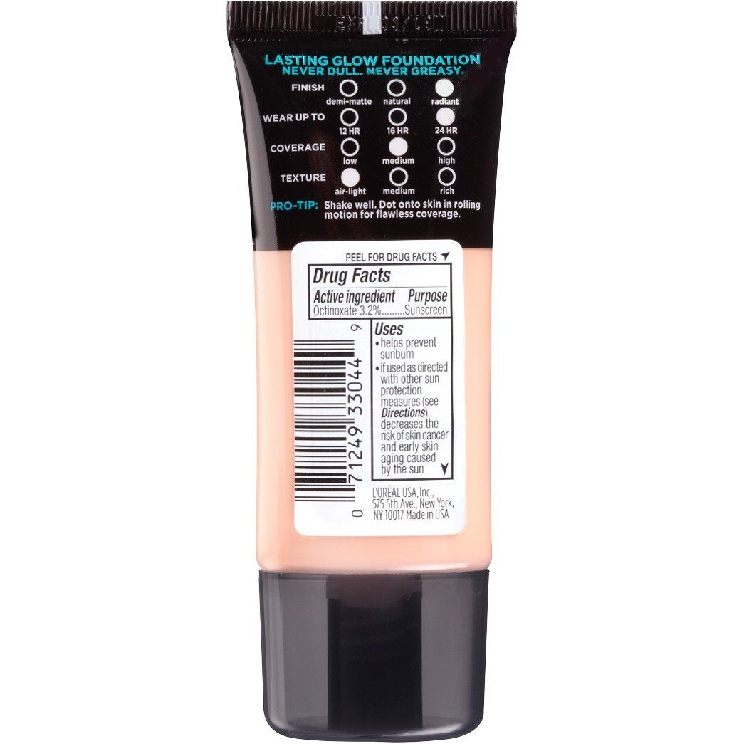 L'Oreal Paris close-up texture swirl illustrating creamy hydrating finish