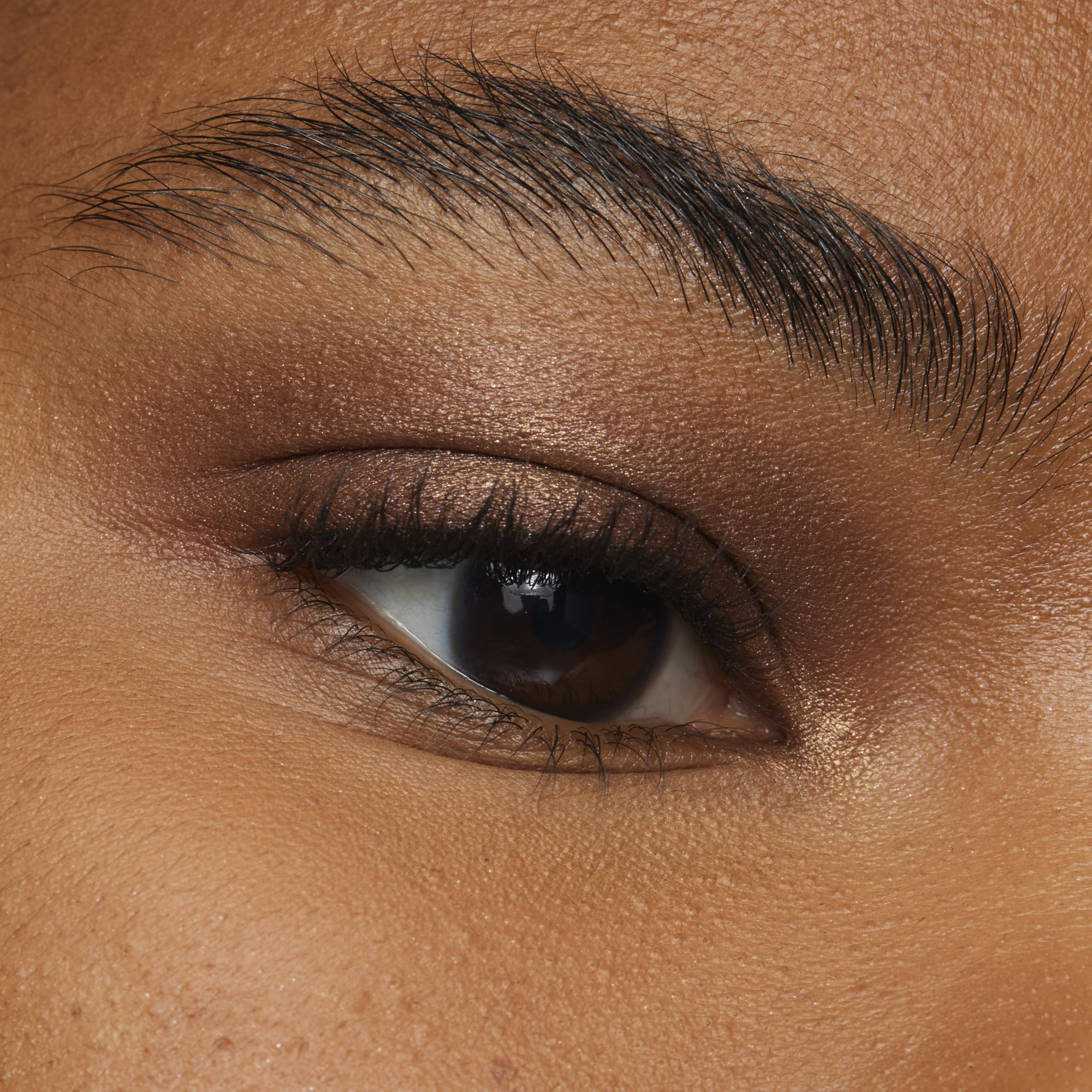 L'Oreal Paris stick with cap open showing twist-up design for mess-free application benefit