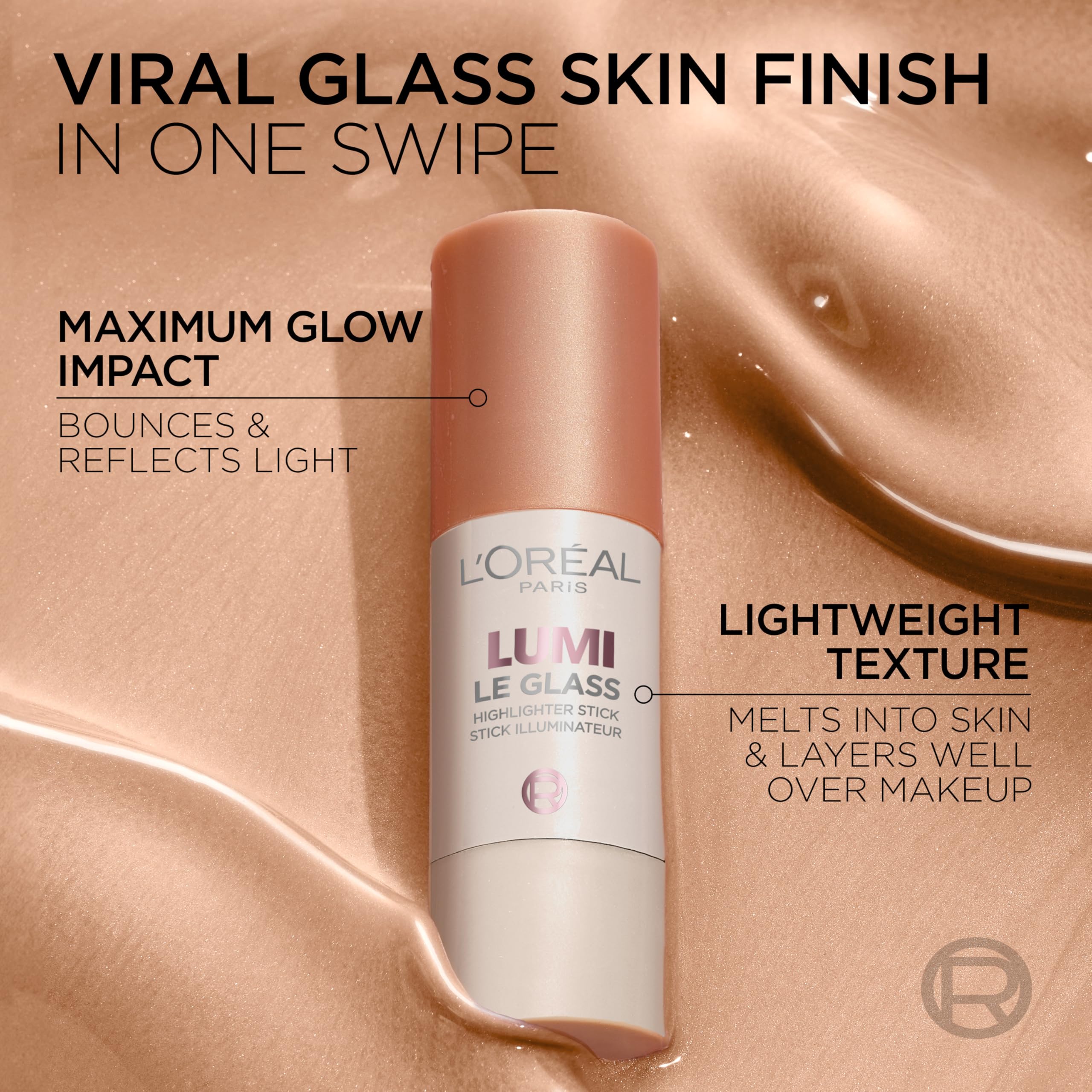 L'Oreal Paris highlighter shown in hand for scale to highlight travel-friendly size