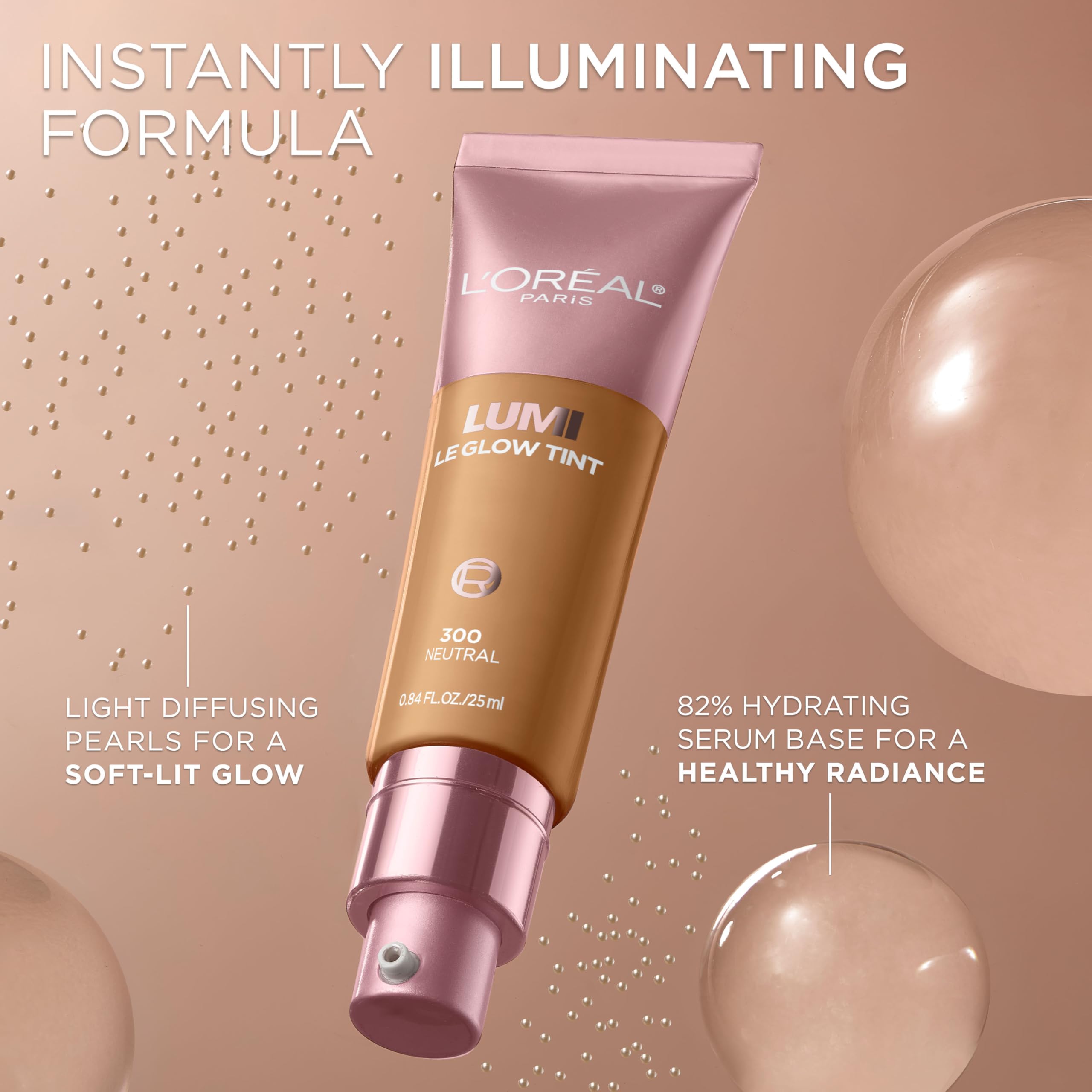 L'Oreal Paris hand blending tint demonstrating blendability benefit seamless second-skin finish