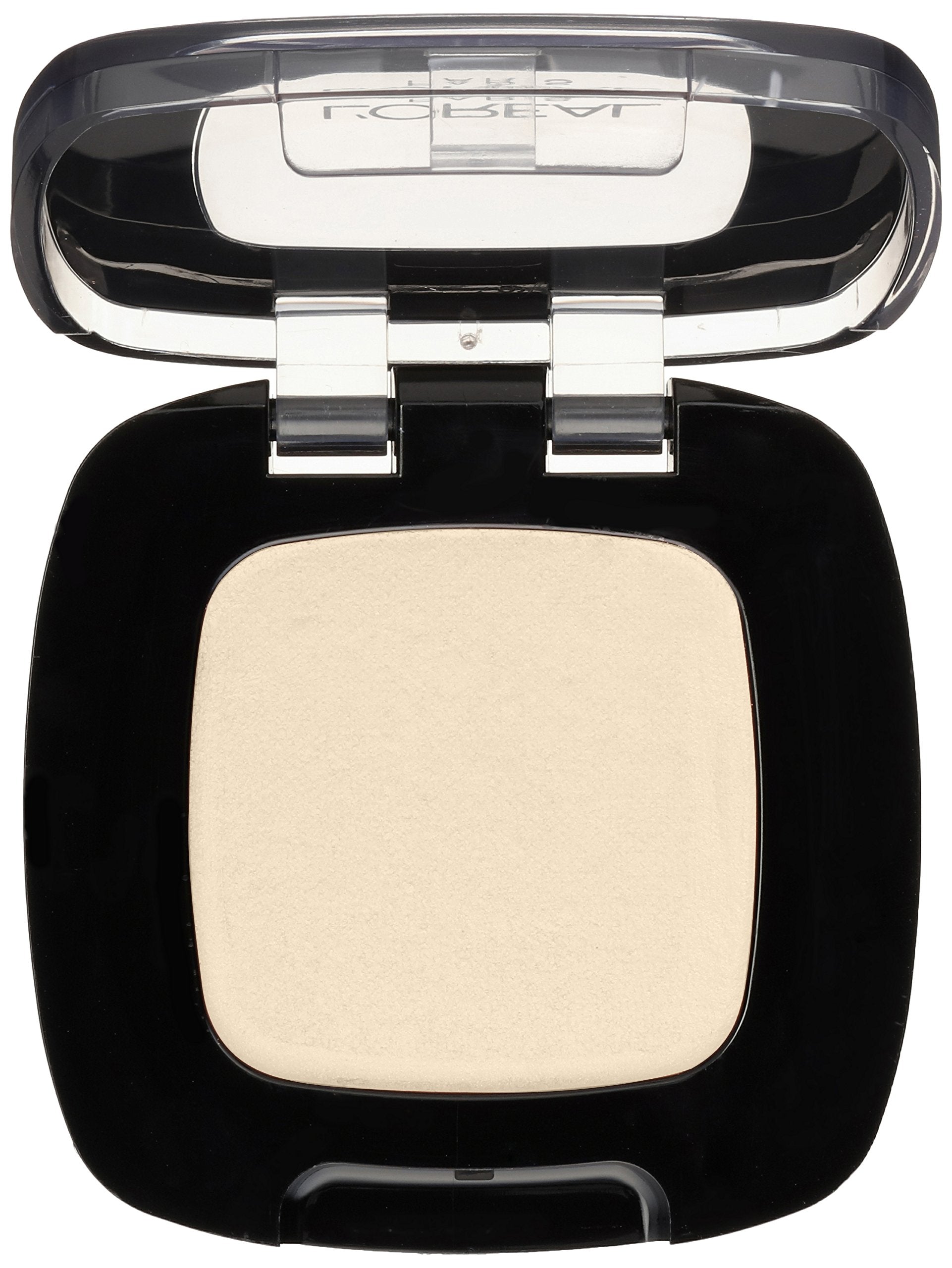 L'Oreal Paris Matte Chill close-up texture revealing velvety gel-to-powder finish