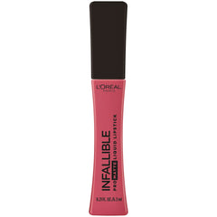 L'Oreal Paris pro-sculpt applicator close-up for precise lip definition