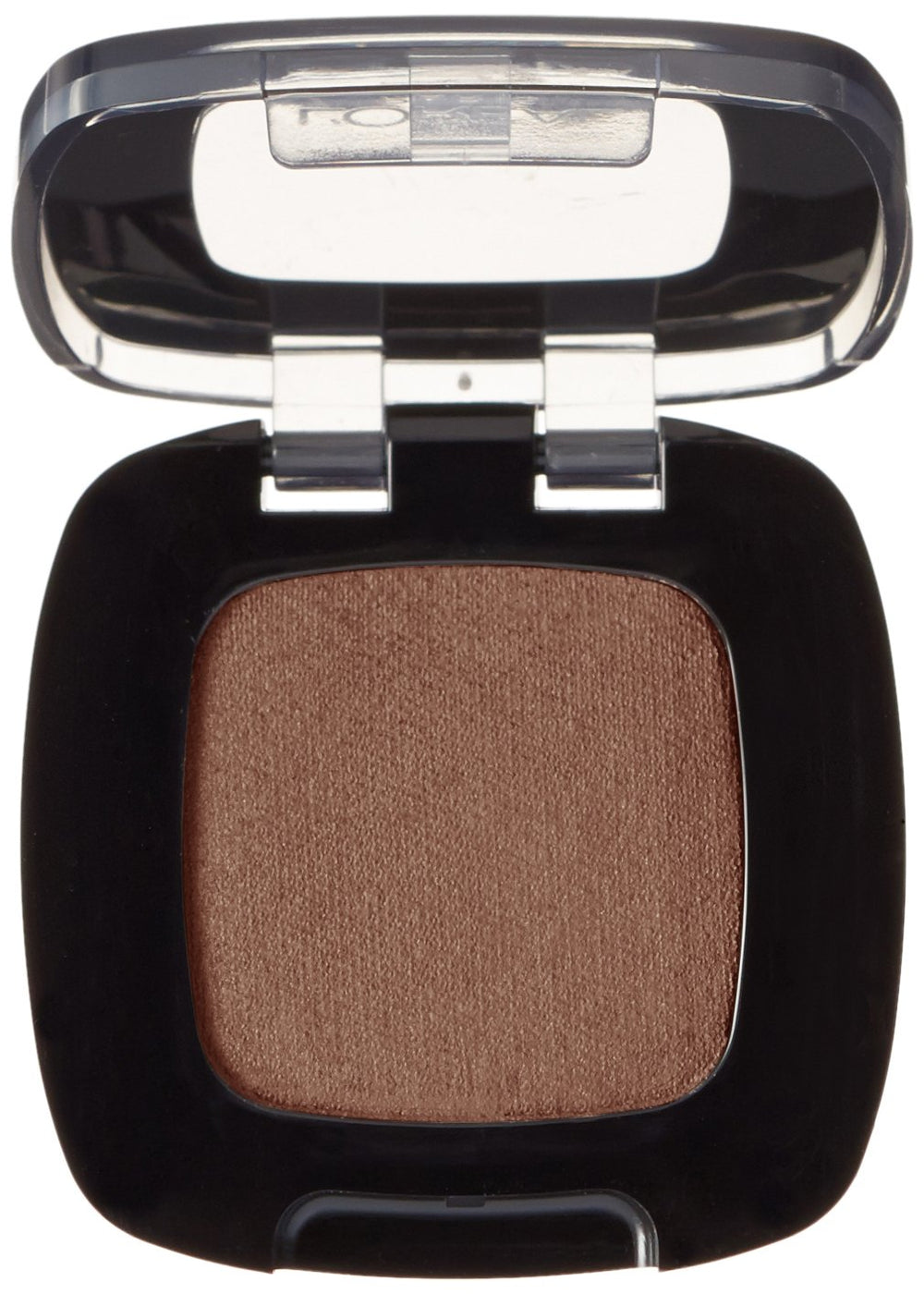 L'Oréal Paris close-up of Quartz Fumé texture highlighting smooth application