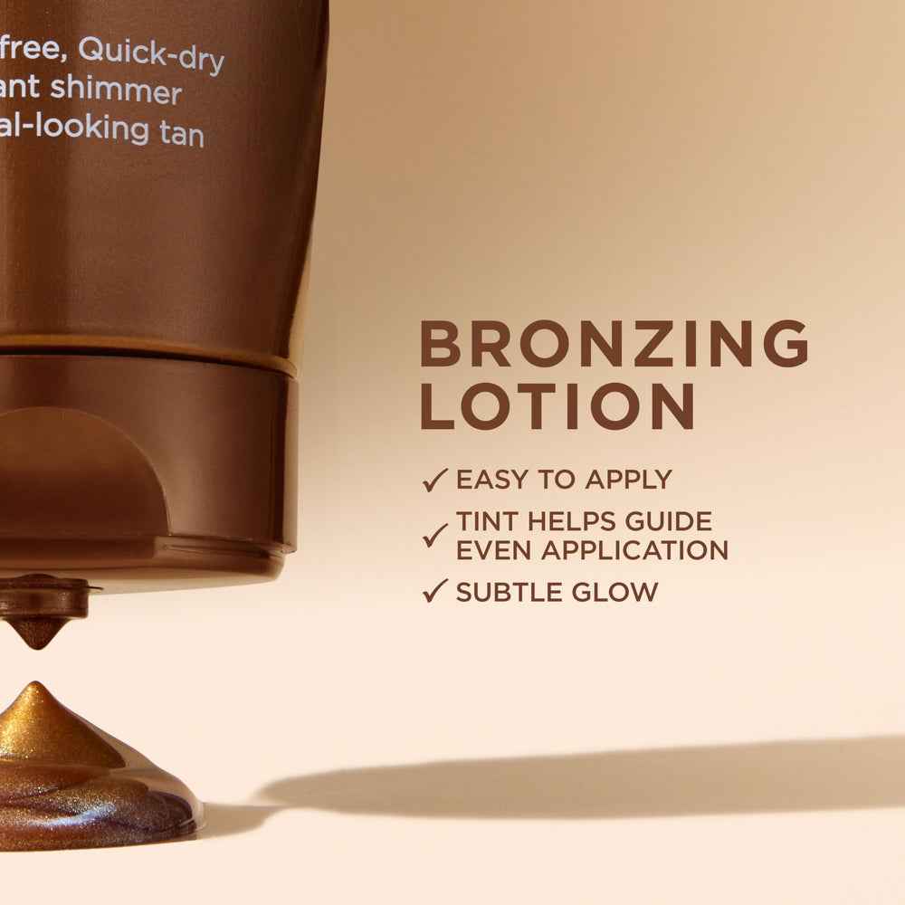L'Oreal Paris application mitt spreading lotion for streak-free blend benefit