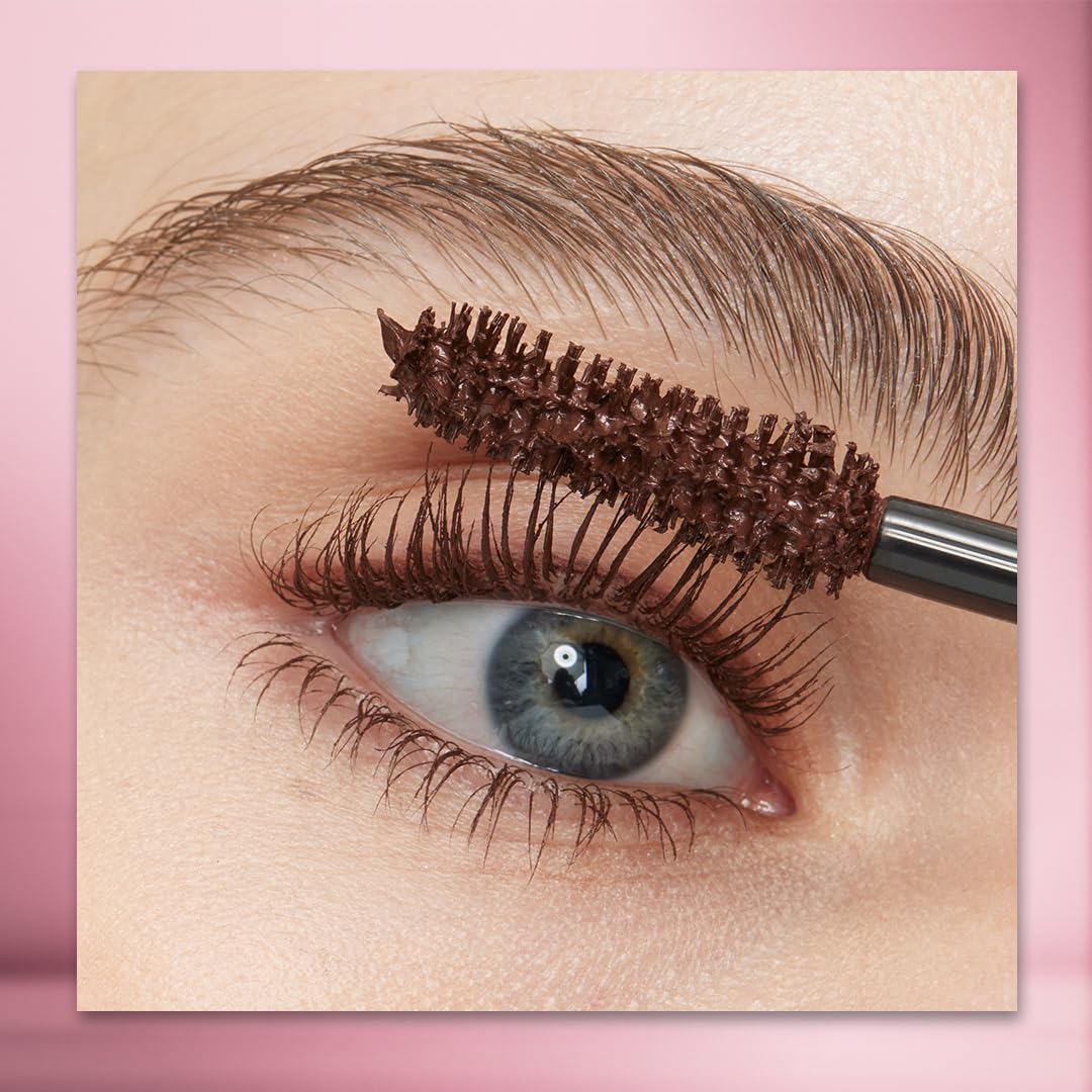 L'Oreal Paris texture swipe of mascara showing smooth glide and conditioning oils benefit