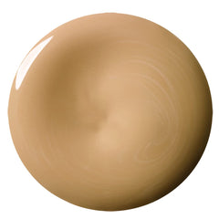 L'Oréal Paris foundation applied with fingers for quick natural coverage