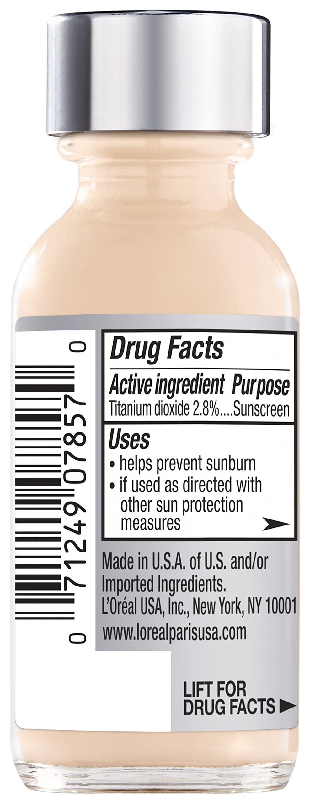 L'Oreal Paris foundation in bathroom setting for everyday routine