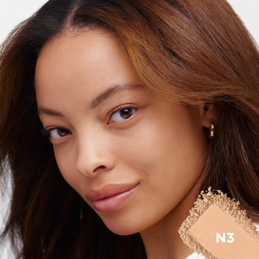 L'Oreal Paris close-up of pressed powder pan in N3 Natural Buff showing smooth finish
