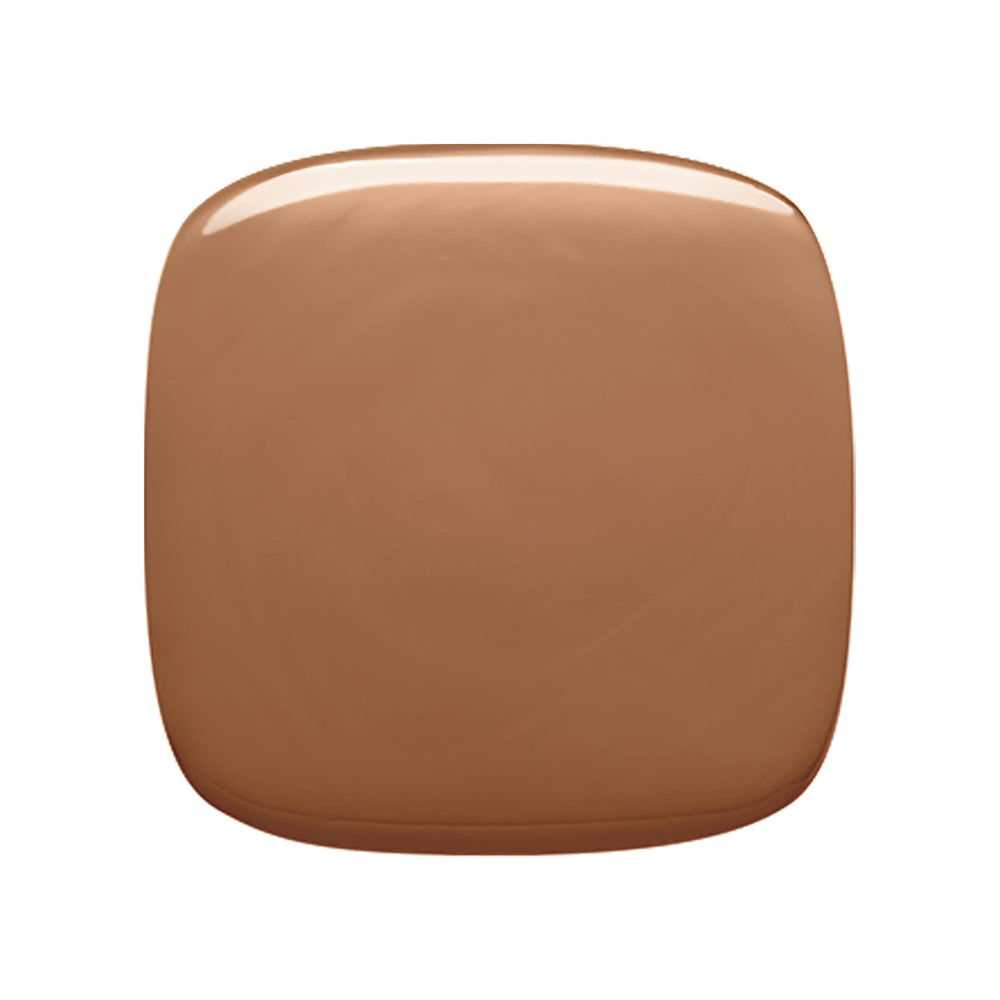 L'Oreal Paris foundation texture close-up showing blendable finish