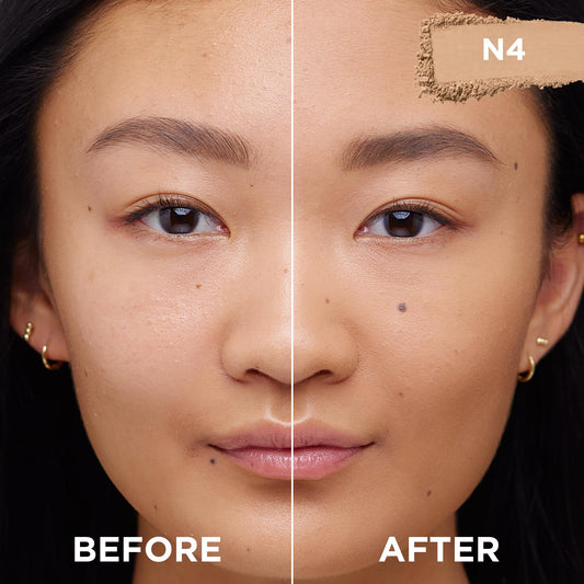 L'Oreal Paris compact open with mirror demonstrating travel-ready application benefit
