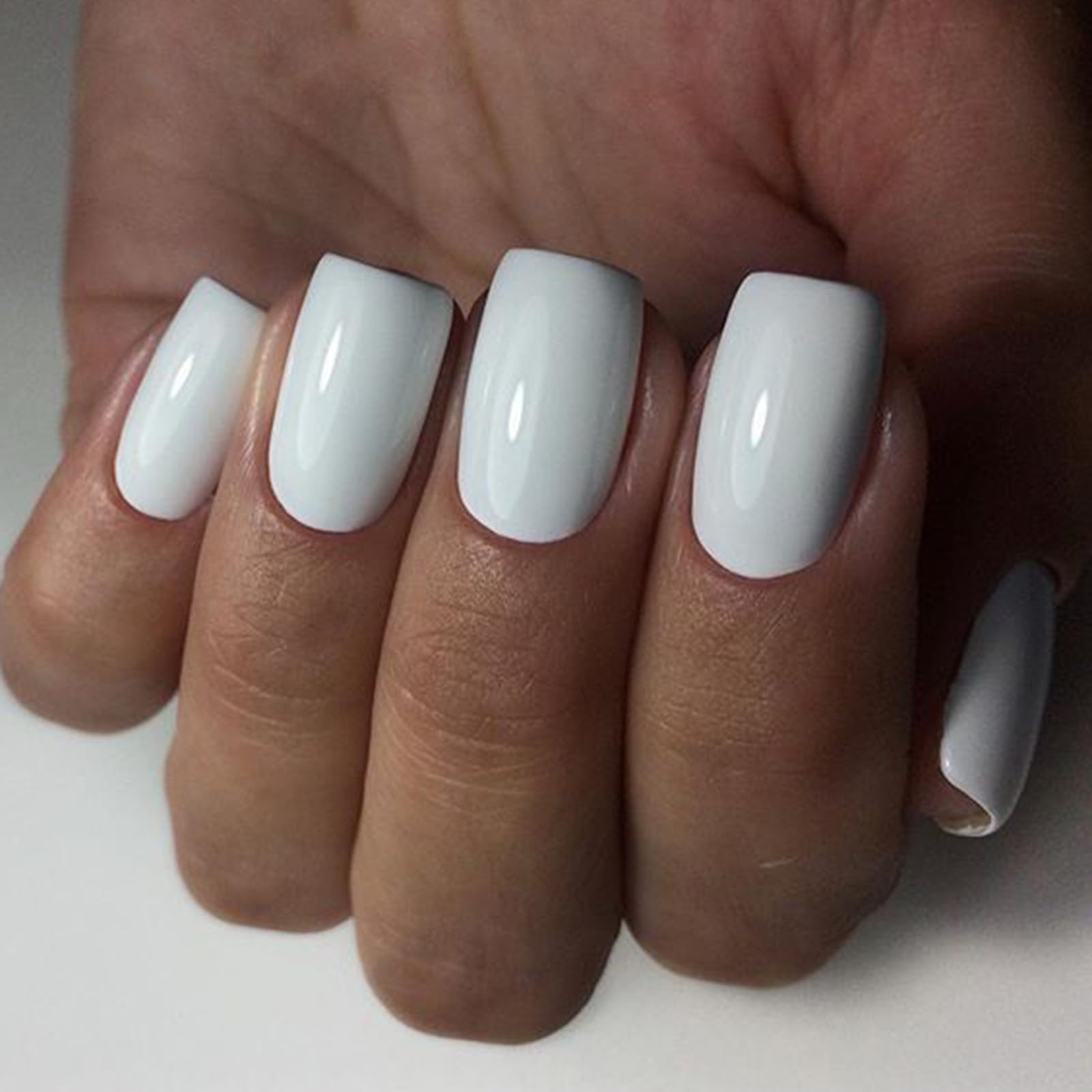 LoveOurHome nail sizes layout showing ten sizes to ensure a personalized fit