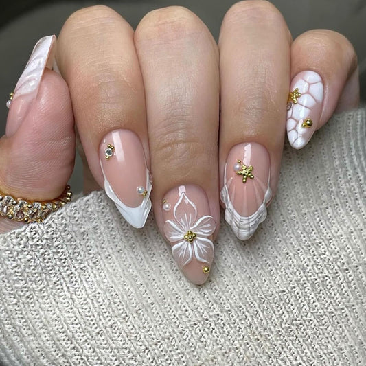 LPOODDNU front packaging showing white French almond nails and benefits