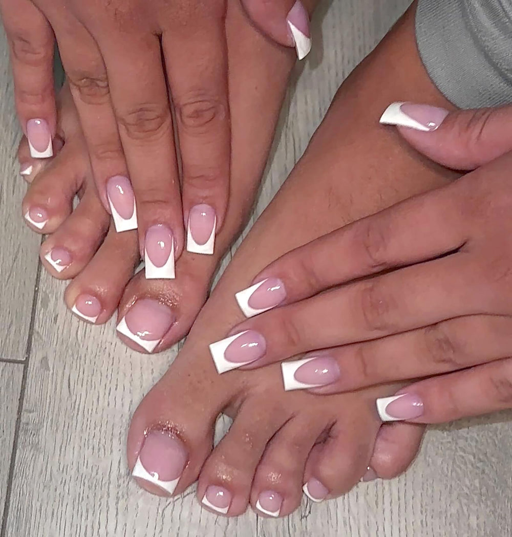 LuckForever size comparison showing nails on hand and toe for correct fitting guidance