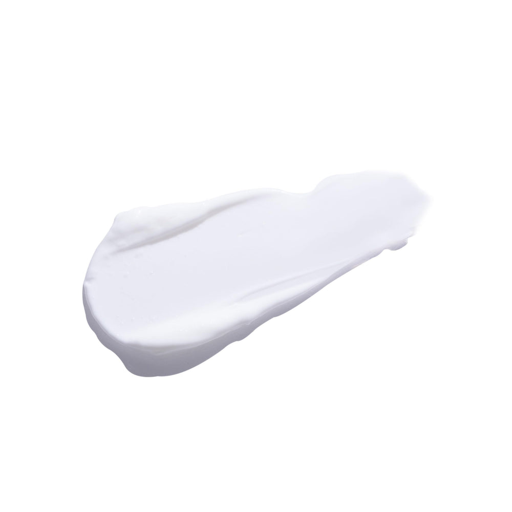 Luna Bronze pump dispensing smooth lotion for even application