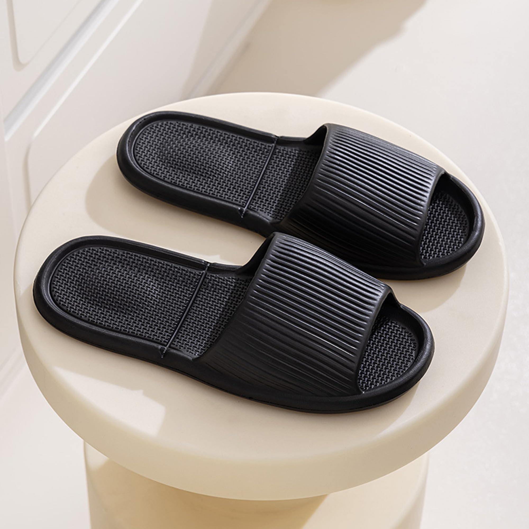 LUNASCULP packed in luggage showing space-saving convenience