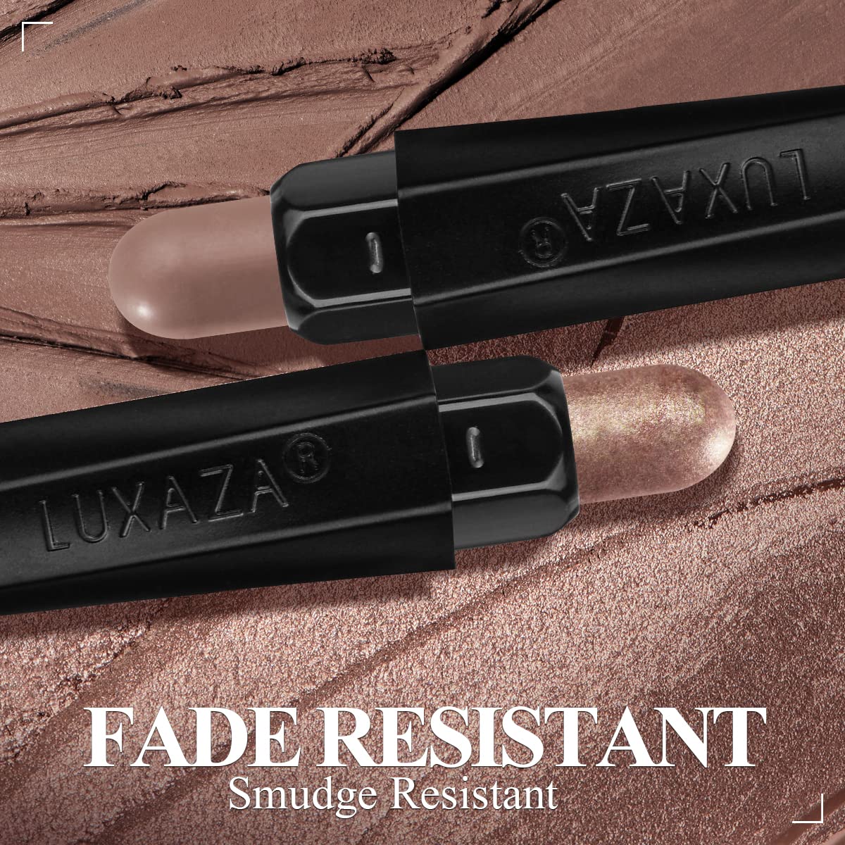 LUXAZA close-up of built-in synthetic brush for seamless blending and refined finish
