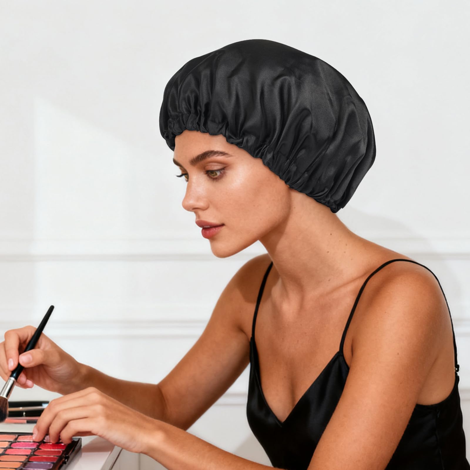 Luyfrsuu packaged bonnet presented as a gift with elegant look and practical hair care
