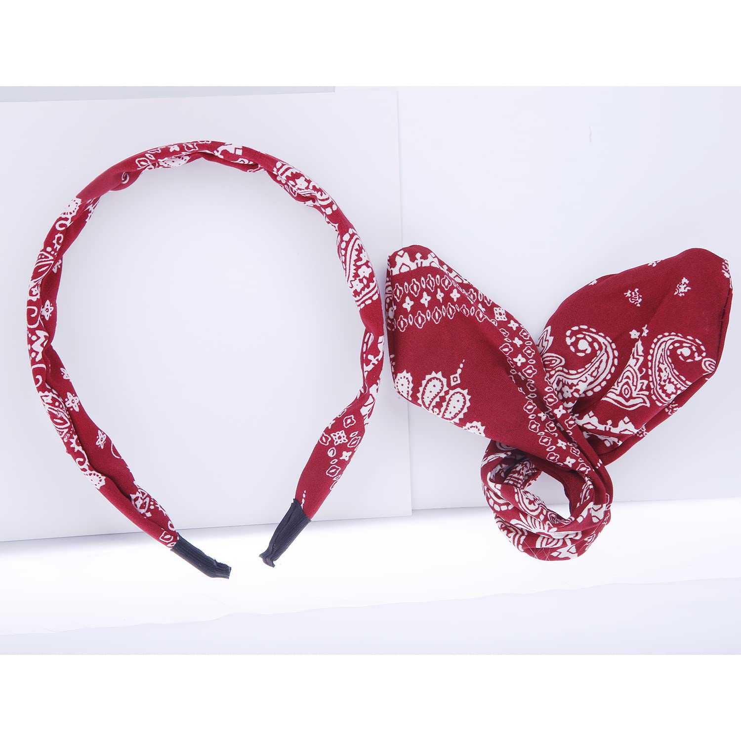 Lvyeer package contents showing four headbands included for gifting convenience