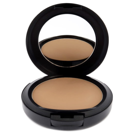 MAC Studio Fix open pan close-up showing powder texture and buildable coverage