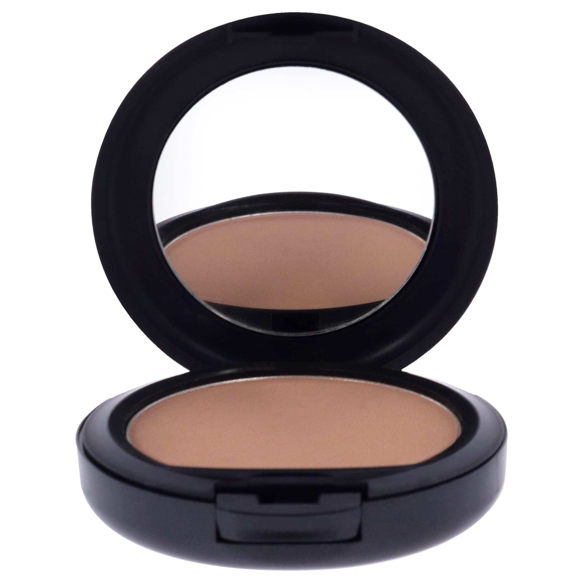 MAC Studio Fix powder texture close-up highlighting smooth, blendable finish