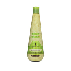 Macadamia Natural Oil front bottle showing product and benefits
