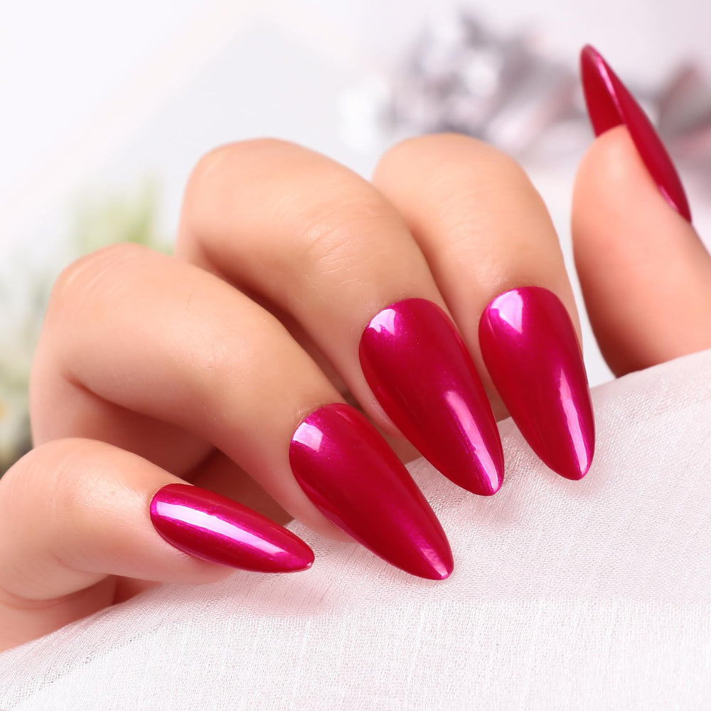 Major Dijit nails with top coat showing enhanced shine and long-lasting wear benefit