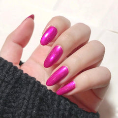 Major Dijit lacquer texture close-up highlighting shimmer particles for luminous finish benefit