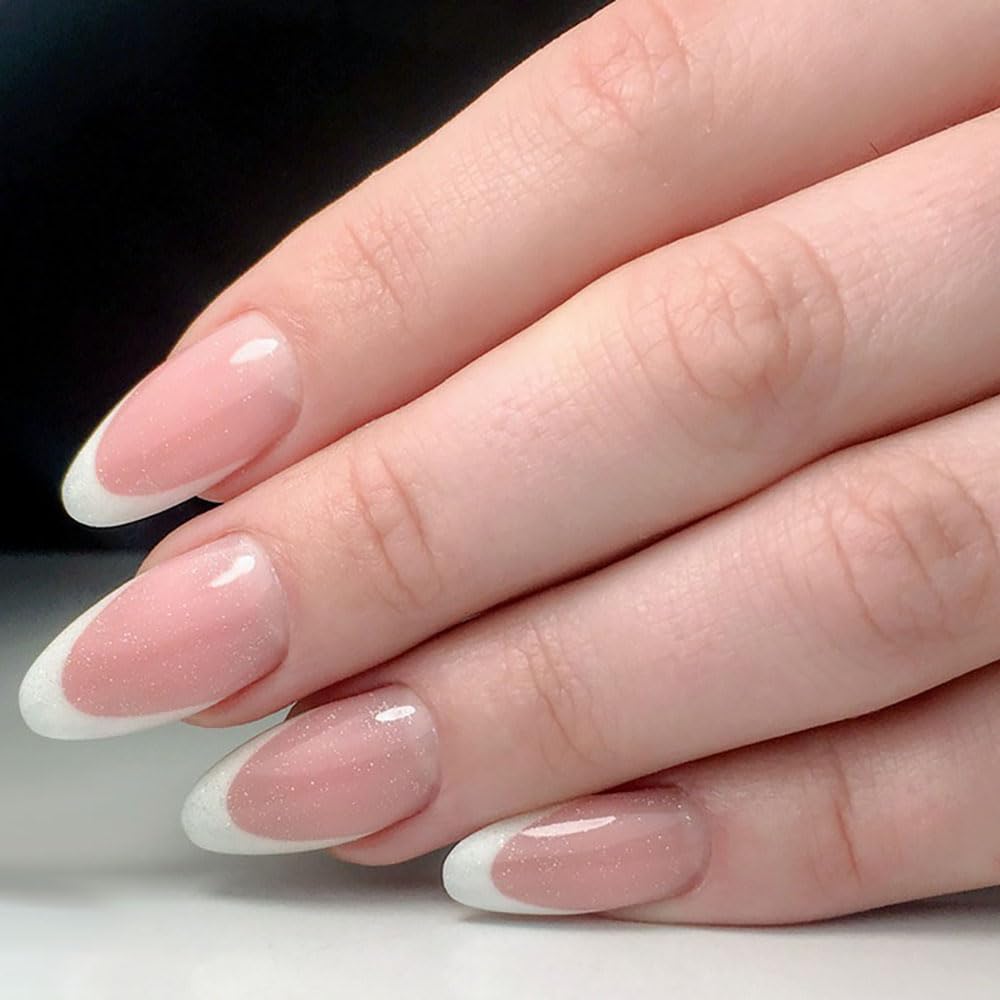 Makartt 3D sculpted nail close-up highlighting raised design durability benefit