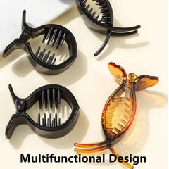 Malijnxin clip held in hand showing compact size and portability