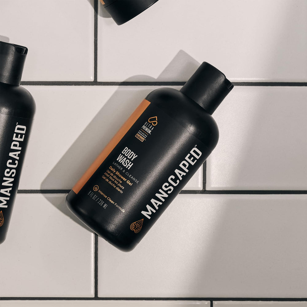 MANSCAPED close-up label highlighting aloe and sea salt benefits for skin