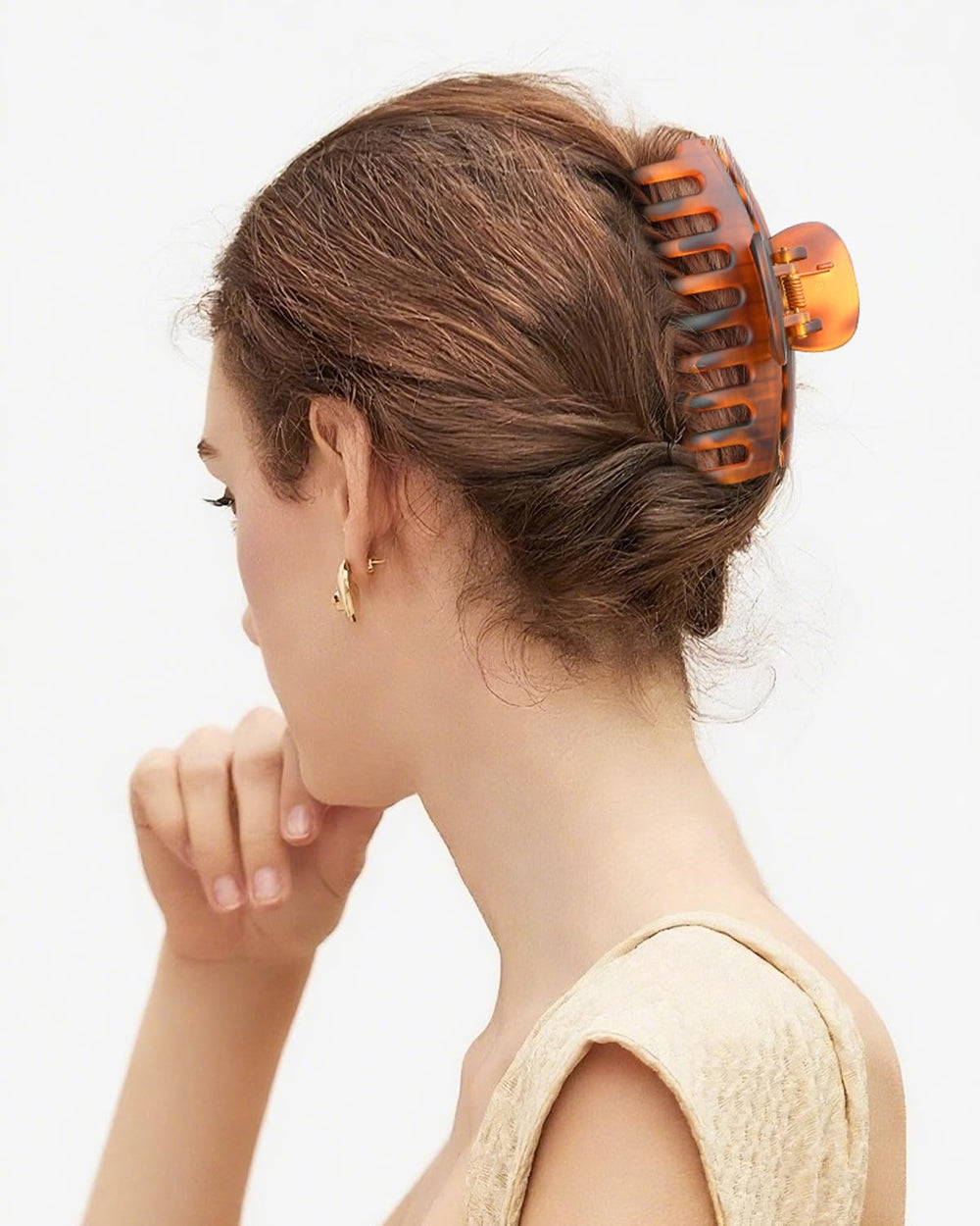 MAORULU black clip securing hair up for comfortable, all-day hold