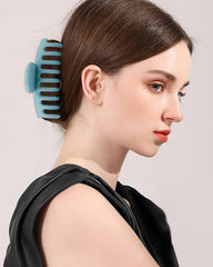 MAORULU clip worn in hair half-up style offering comfortable all-day hold