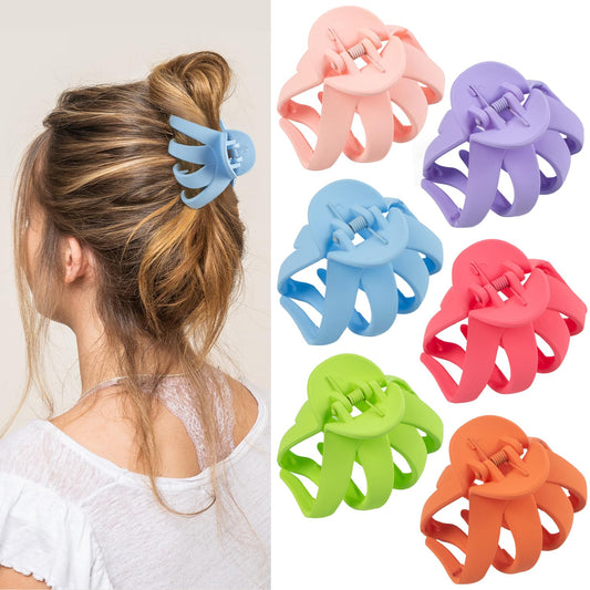 MAORULU front view of matte octopus clip showing secure hold