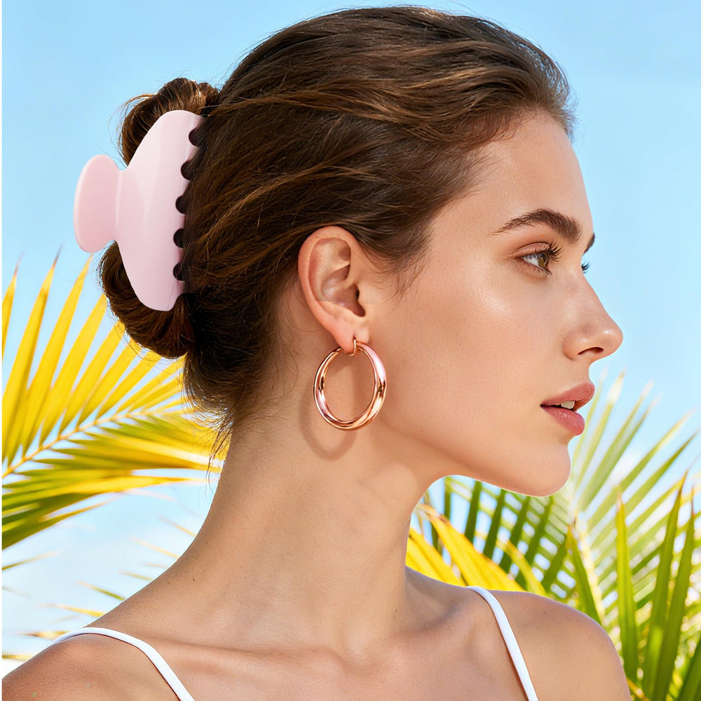 MAORULU clip used in half-up hairstyle keeping hair neat comfortably